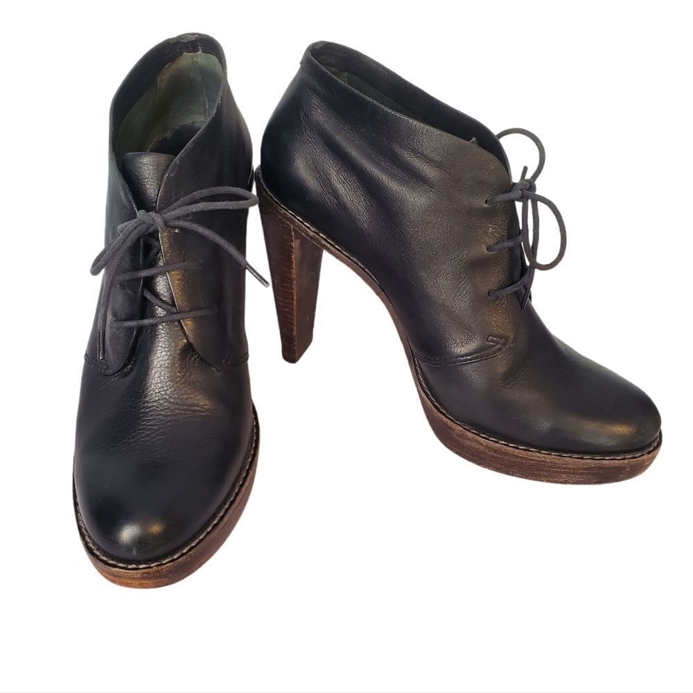 Cole Haan Stephanie Air Lace Up Stacked Heel Booties 9